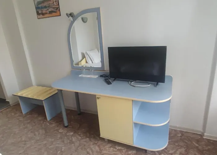 Hotel кианти 2*